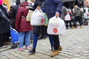Wrocław. Tysiące paczek dla potrzebujących