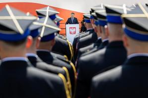Szef MSWiA wziął udział w Centralnych Obchodach Dnia Strażaka