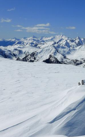 Wyjazd zagraniczny na narty bez polisy może być bardzo kosztowny. Warto też zadbać o ubezpieczenie sprzętu i OC
