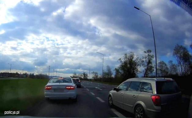 [VIDEO] Wspólnymi siłami zatrzymali nietrzeźwego kierowcę